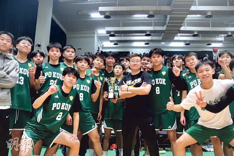 寶覺協恩d1籃球賽稱王封后-梁民熊：肯定球隊多年努力-梁瑞昕完美告別學界生涯-–-20251205-–-體育