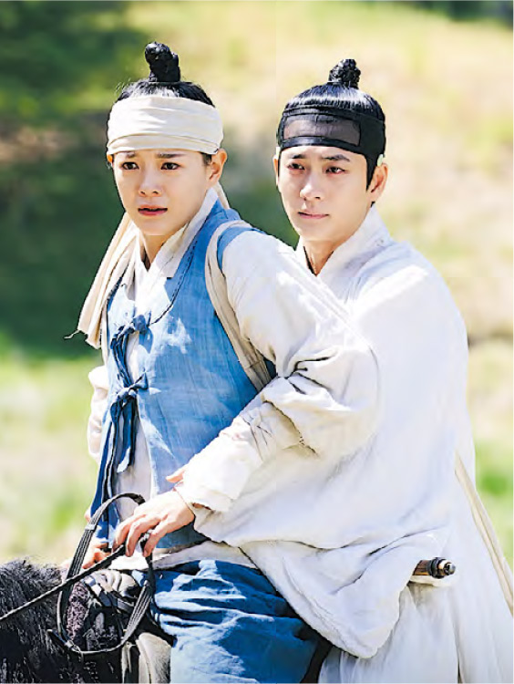 【開箱】《月亮在江邊流淌》-金世正演古裝版《秘密花園》-–-20251205-–-娛樂