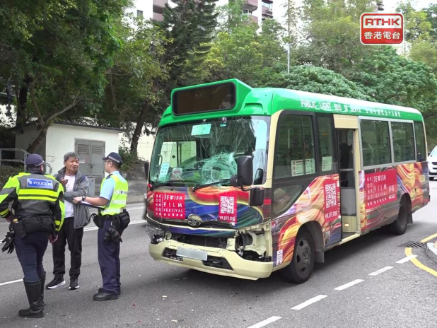 薄扶林道3車相撞最少8人傷-–-rthk